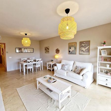Royal Golf View: 2Br, Pools & Ac Sitio de Calahonda Exterior foto