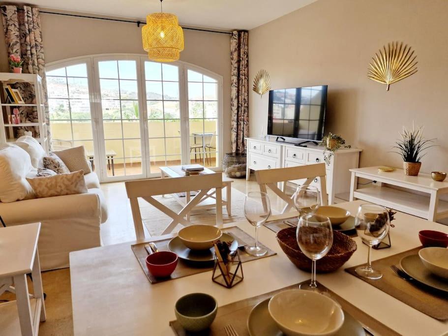Royal Golf View: 2Br, Pools & Ac Sitio de Calahonda Exterior foto