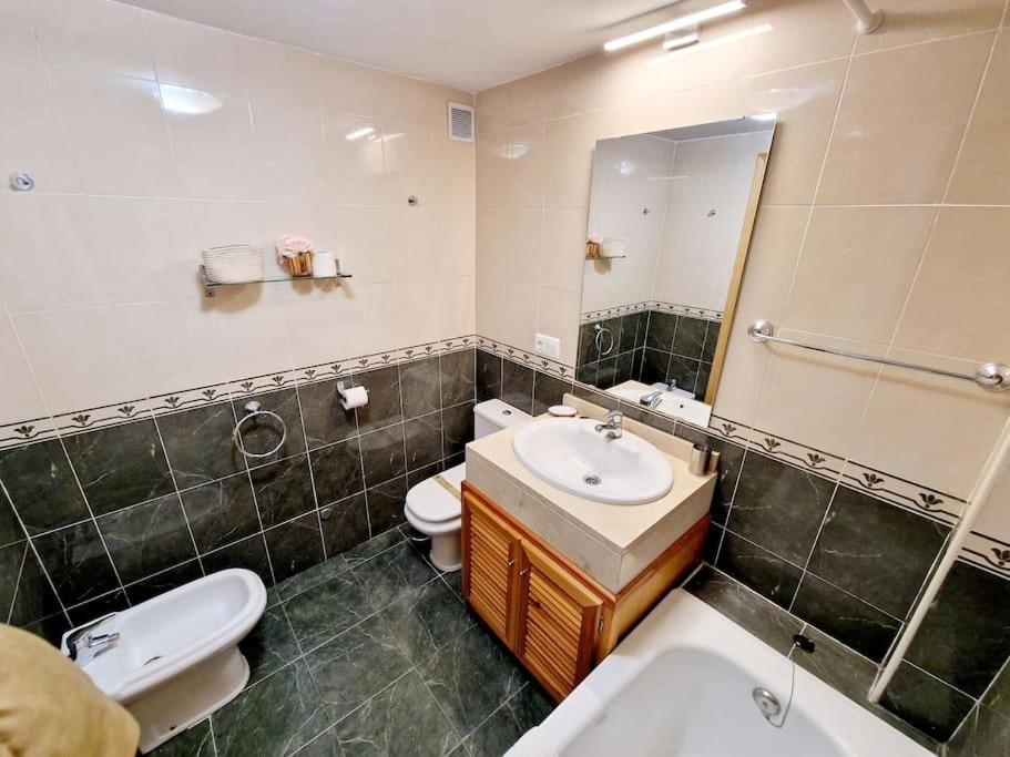 Royal Golf View: 2Br, Pools & Ac Sitio de Calahonda Exterior foto