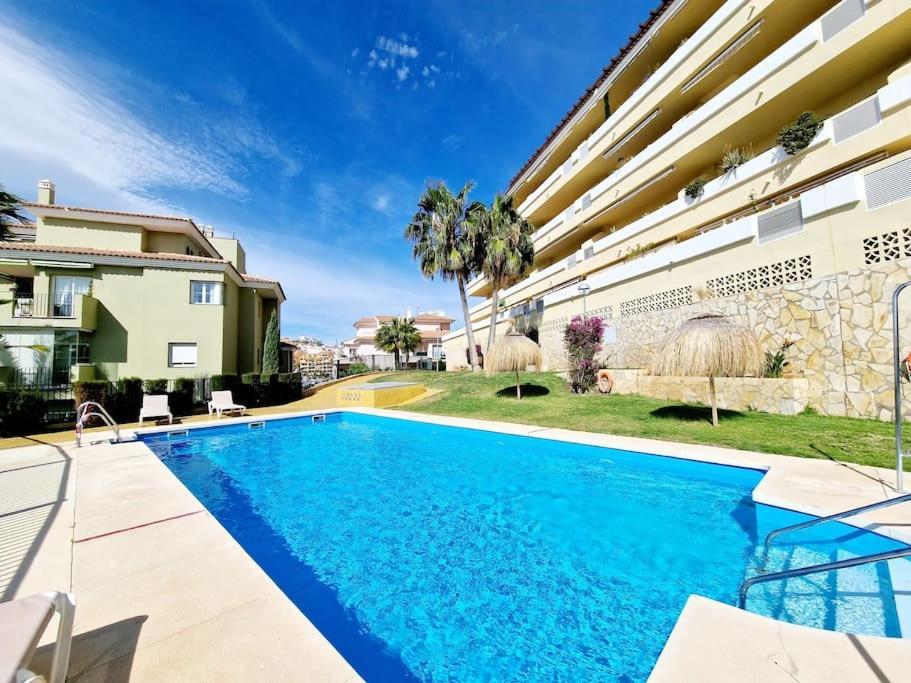 Royal Golf View: 2Br, Pools & Ac Sitio de Calahonda Exterior foto