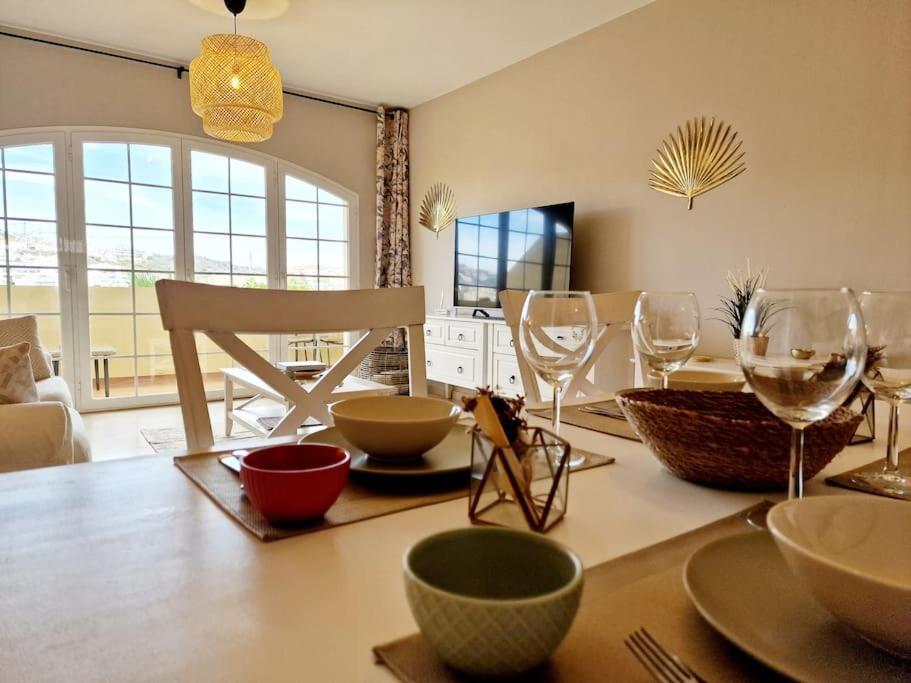 Royal Golf View: 2Br, Pools & Ac Sitio de Calahonda Exterior foto