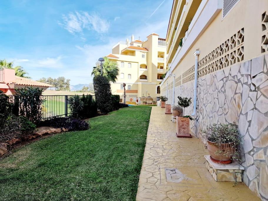 Royal Golf View: 2Br, Pools & Ac Sitio de Calahonda Exterior foto