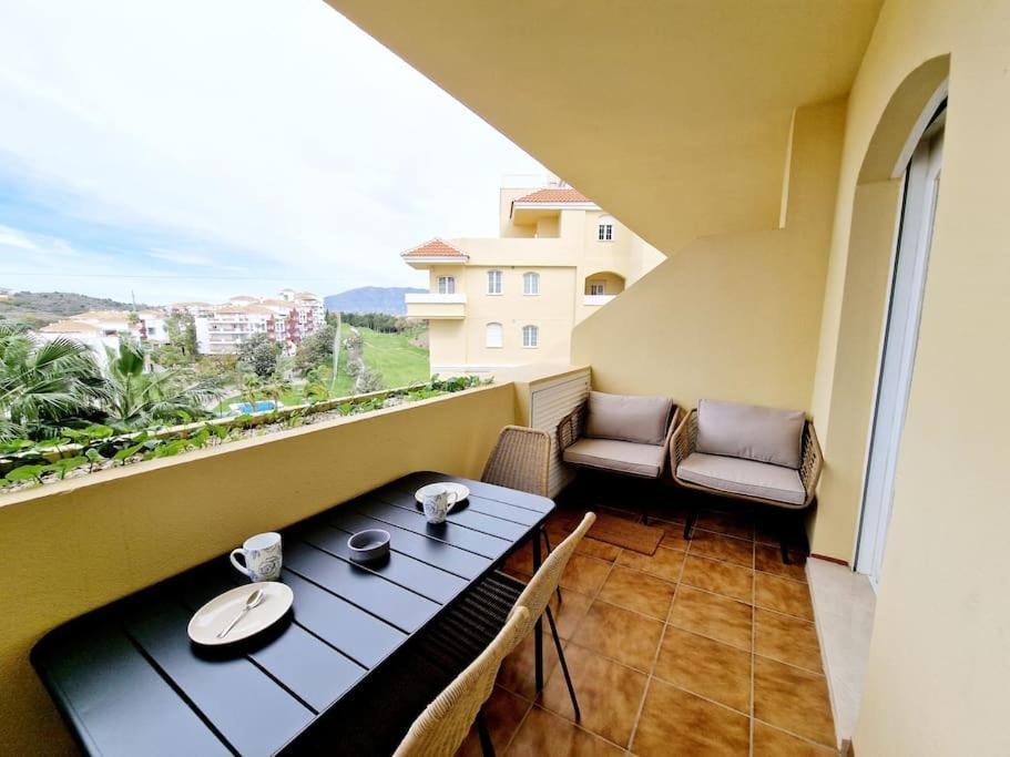 Royal Golf View: 2Br, Pools & Ac Sitio de Calahonda Exterior foto