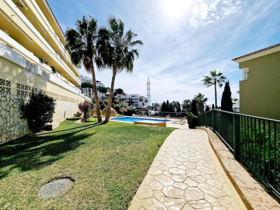 Royal Golf View: 2Br, Pools & Ac Sitio de Calahonda Exterior foto